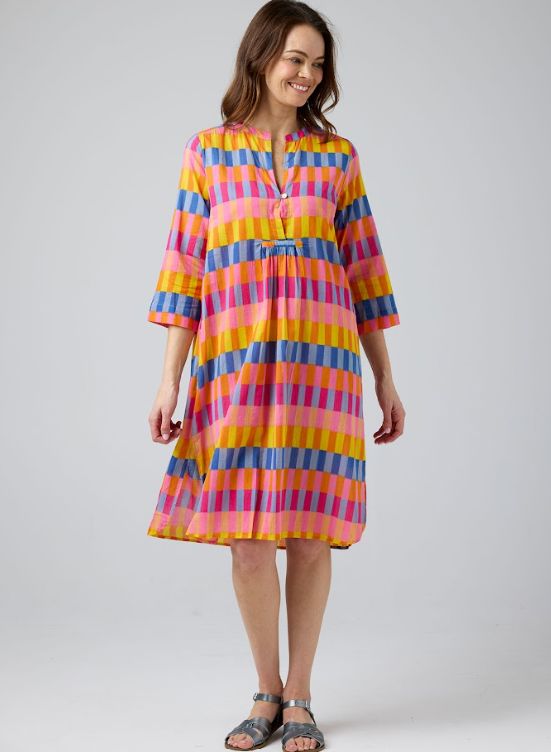 CAKE SEASONAL DRESS WOOLSTATION - CLOTHING CAKE 