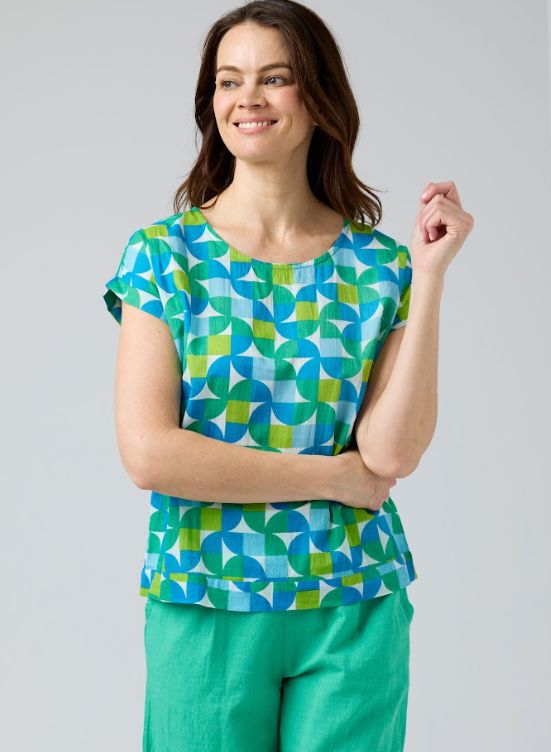 CAKE VICKY ROUND NECK TOP WOOLSTATION - CLOTHING CAKE 