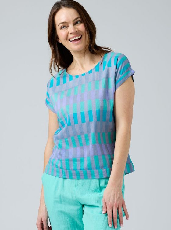 CAKE VICKY ROUND NECK TOP WOOLSTATION - CLOTHING CAKE 